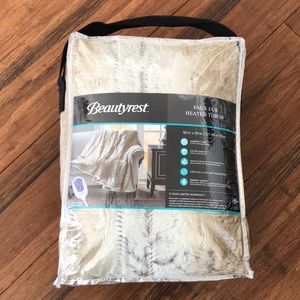 Nee Beautyrest Faux Fur Heated Throw